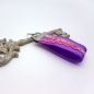 Preview: Schlüsselanhänger aus Gurtband lila / Paisley