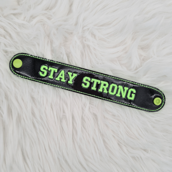 Armband "STAY STRONG" - 19,5cm