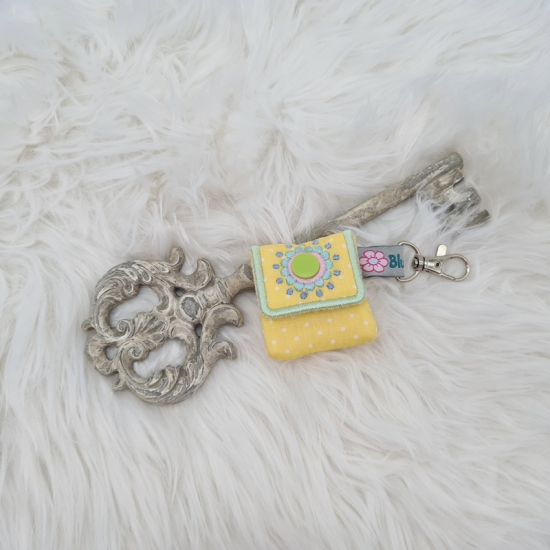 Schlüsselanhänger-Täschchen gelb