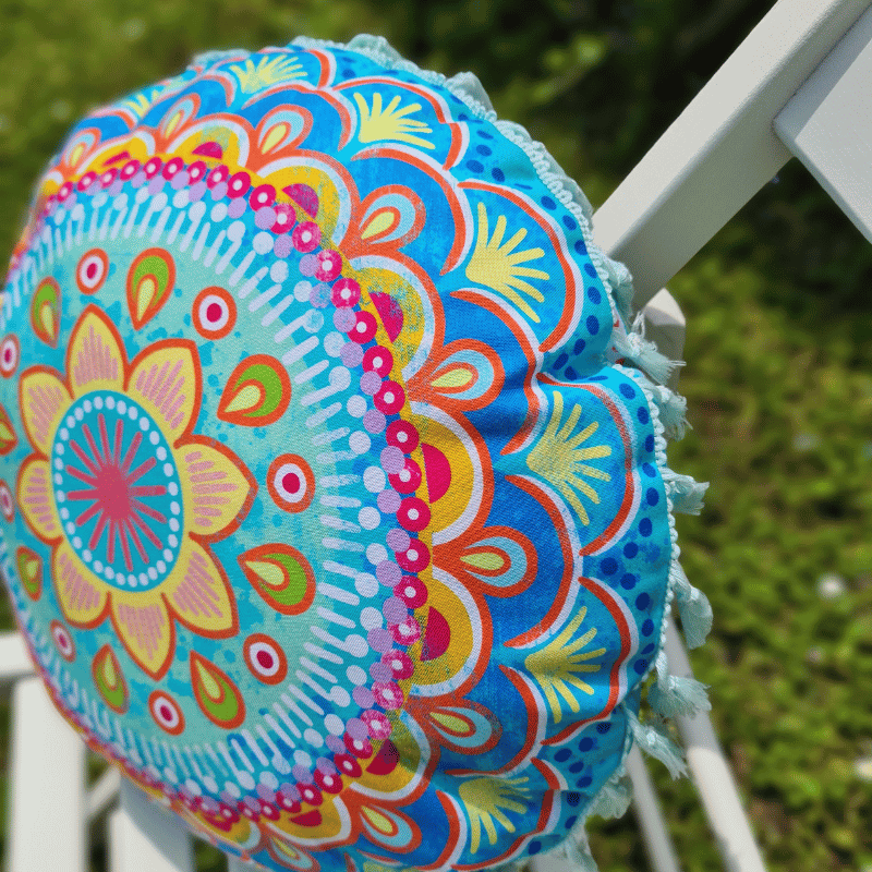 Rundes Kissen Mandala Blume klein Handmade