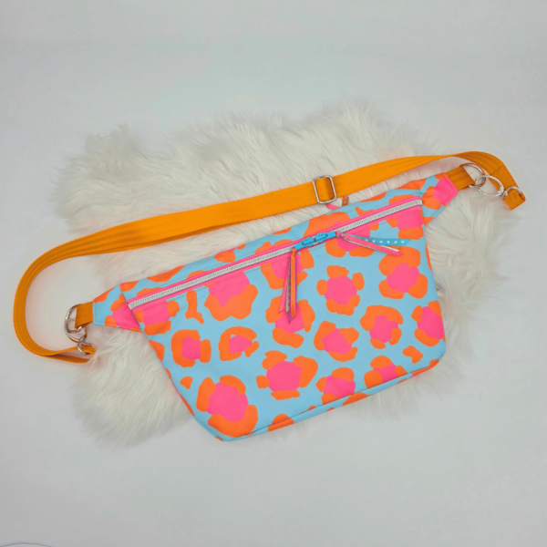 Bauchtasche / Crossbody Quattro - Leo - Hellblau / Pink / Orange
