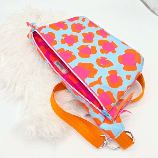 Bauchtasche / Crossbody Quattro - Leo - Hellblau / Pink / Orange